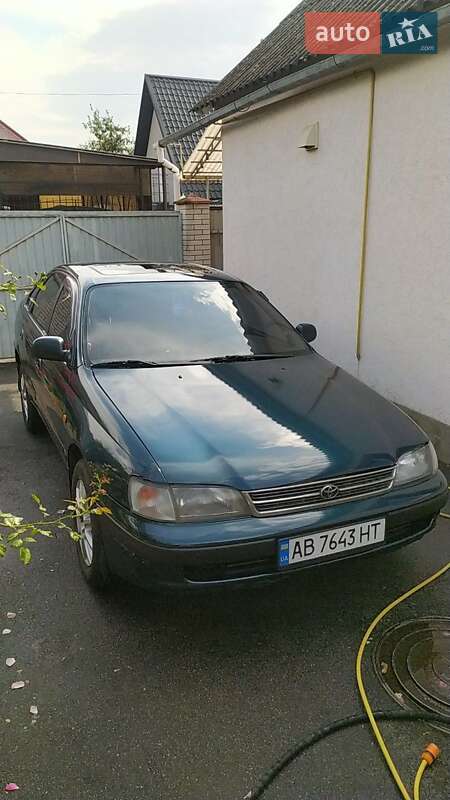 Лифтбек Toyota Carina E 1993 в Виннице
