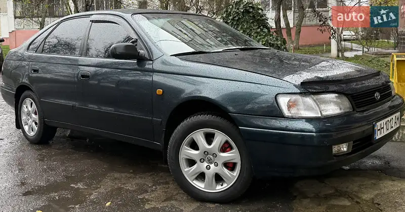 Toyota Carina E