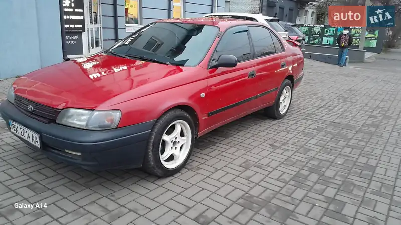 Toyota Carina E