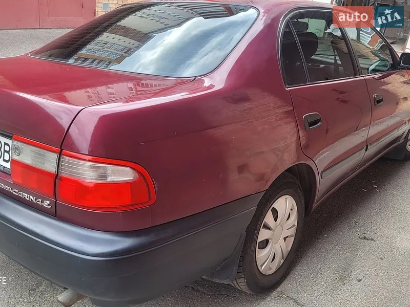 Toyota Carina E