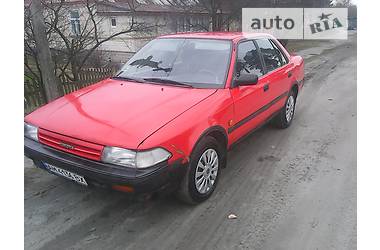 Седан Toyota Carina 1991 в Полонному