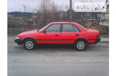 Седан Toyota Carina 1991 в Полонном