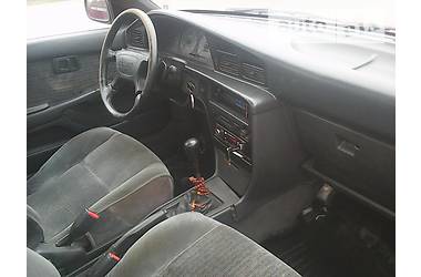 Седан Toyota Carina 1991 в Полонному