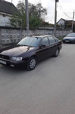 Ліфтбек Toyota Carina 1994 в Івано-Франківську