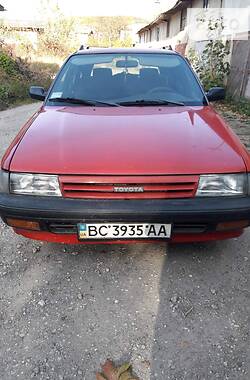 Універсал Toyota Carina 1989 в Теребовлі