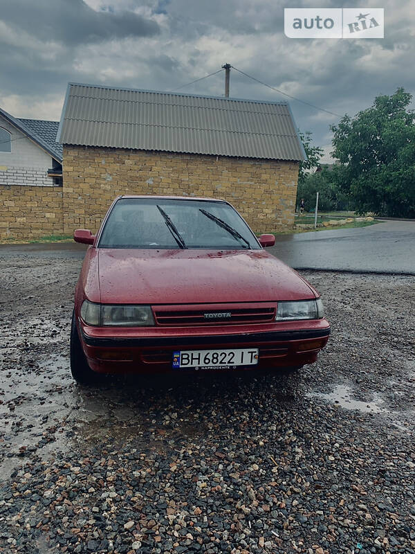 Хетчбек Toyota Carina 1992 в Одесі