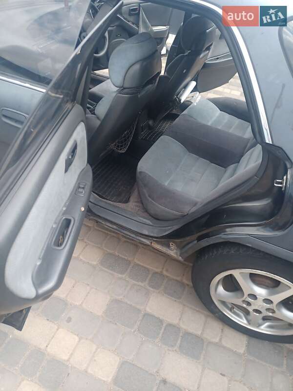 Седан Toyota Carina 1990 в Одессе