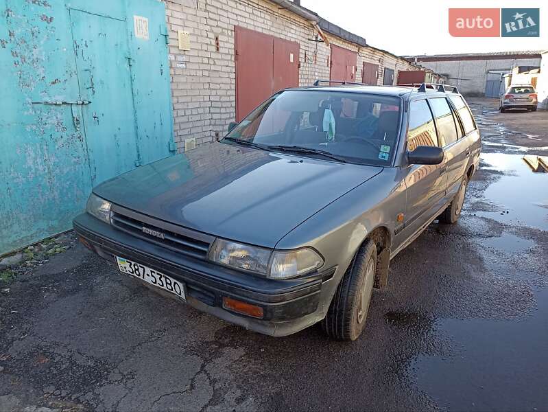 Toyota Carina 1990 Toyota Carina 1990