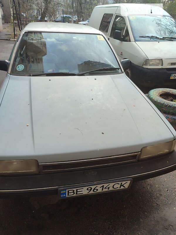 Седан Toyota Carina 1986 в Одессе