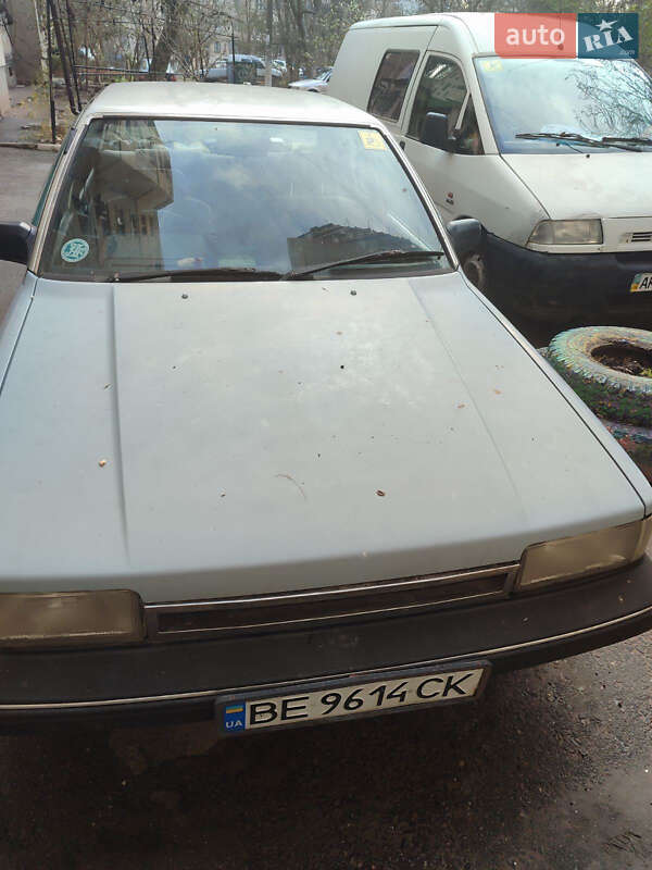Toyota Carina 1986