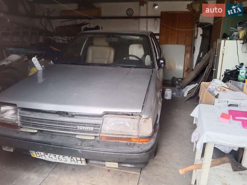 Хэтчбек Toyota Carina 1985 в Подольске