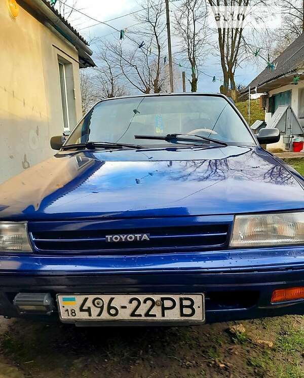 Универсал Toyota Carina 1991 в Тернополе