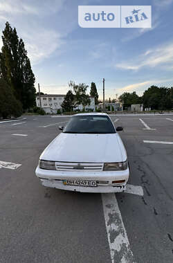 Седан Toyota Carina 1990 в Черноморске