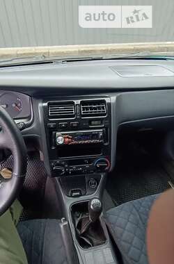 Седан Toyota Carina 1997 в Одессе