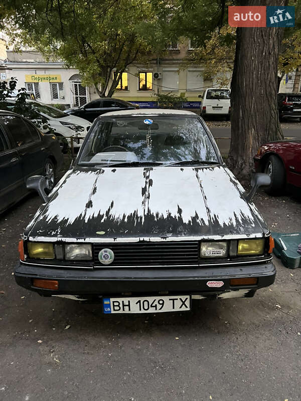 Седан Toyota Carina 1983 в Одессе