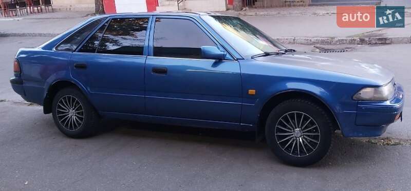 Хэтчбек Toyota Carina 1990 в Одессе