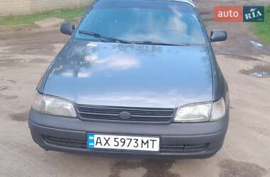 Седан Toyota Carina 1995 в Харькове