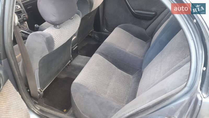 Седан Toyota Carina 1995 в Харькове
