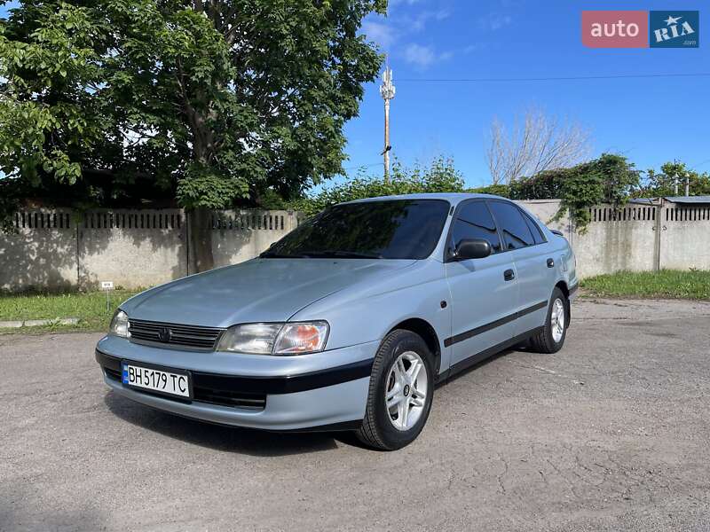 Седан Toyota Carina 1998 в 