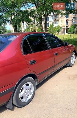 Седан Toyota Carina 1992 в Березовке