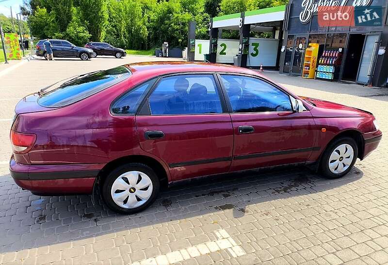Toyota Carina 1994