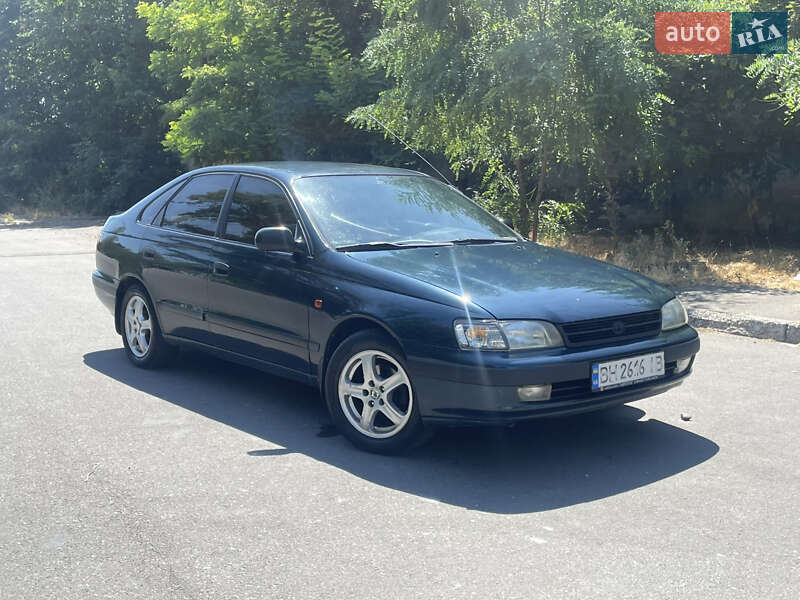 Toyota Carina 1995