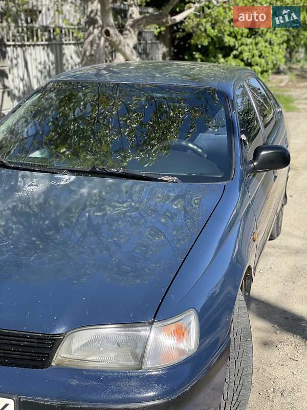 Ліфтбек Toyota Carina 1992 в Чорноморську