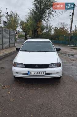 Седан Toyota Carina 1992 в Кривому Розі