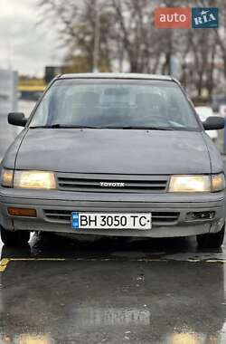 Седан Toyota Carina 1990 в Одессе