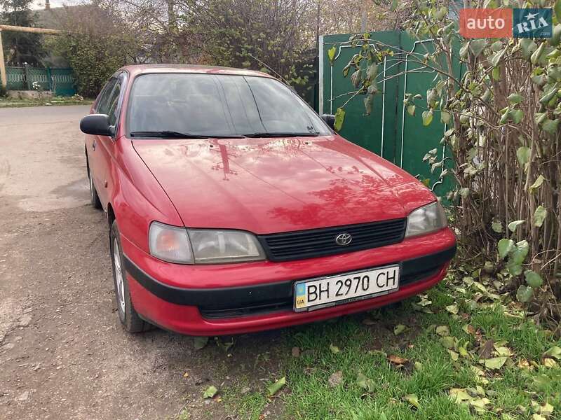 Седан Toyota Carina 1994 в Одесі