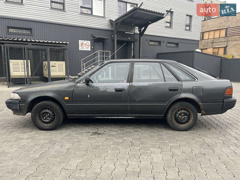 Хэтчбек Toyota Carina 1991 в Одессе