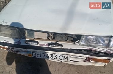 Седан Toyota Carina 1988 в Білгороді-Дністровському