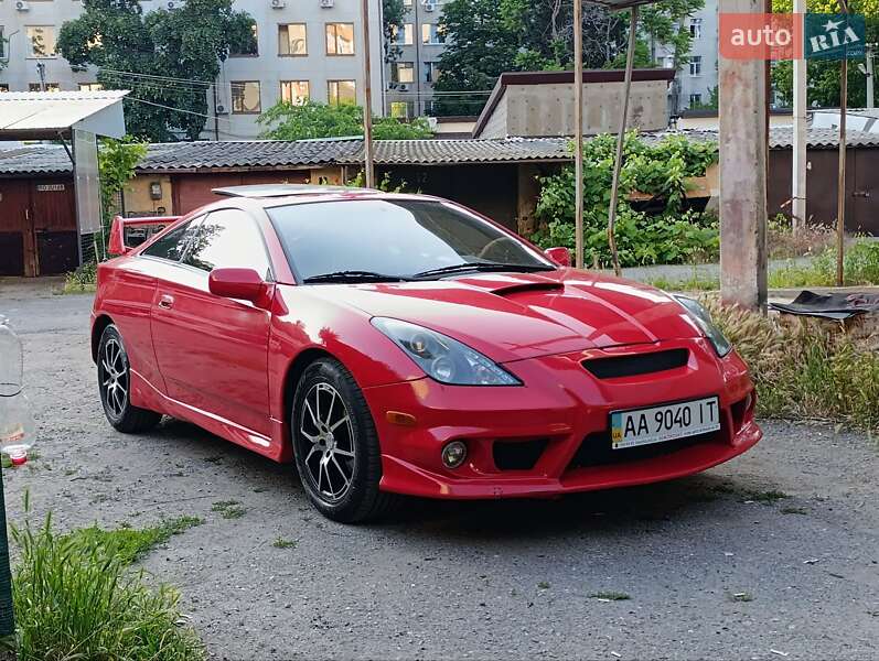 Купе Toyota Celica 2002 в 