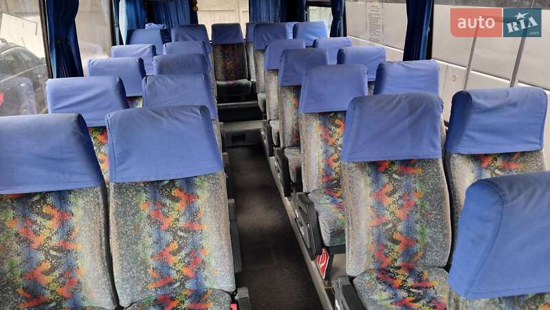 Туристический / Междугородний автобус Toyota Coaster 2000 в Киеве