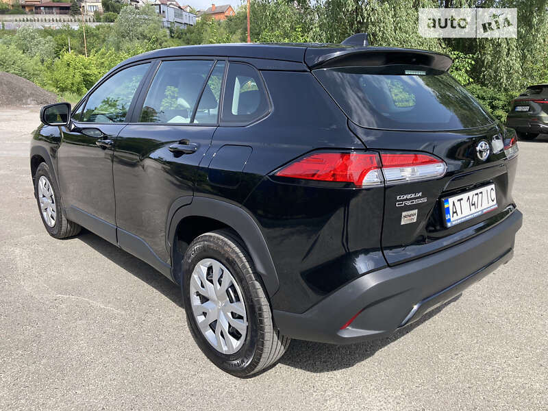 Внедорожник / Кроссовер Toyota Corolla Cross 2022 в Киеве
