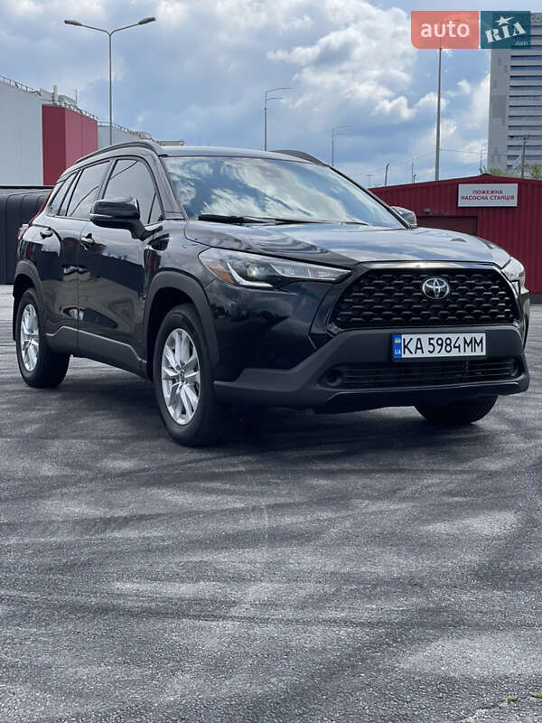 Позашляховик / Кросовер Toyota Corolla Cross 2022 в Києві