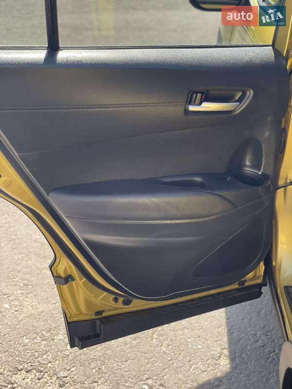 Позашляховик / Кросовер Toyota Corolla Cross 2023 в Києві