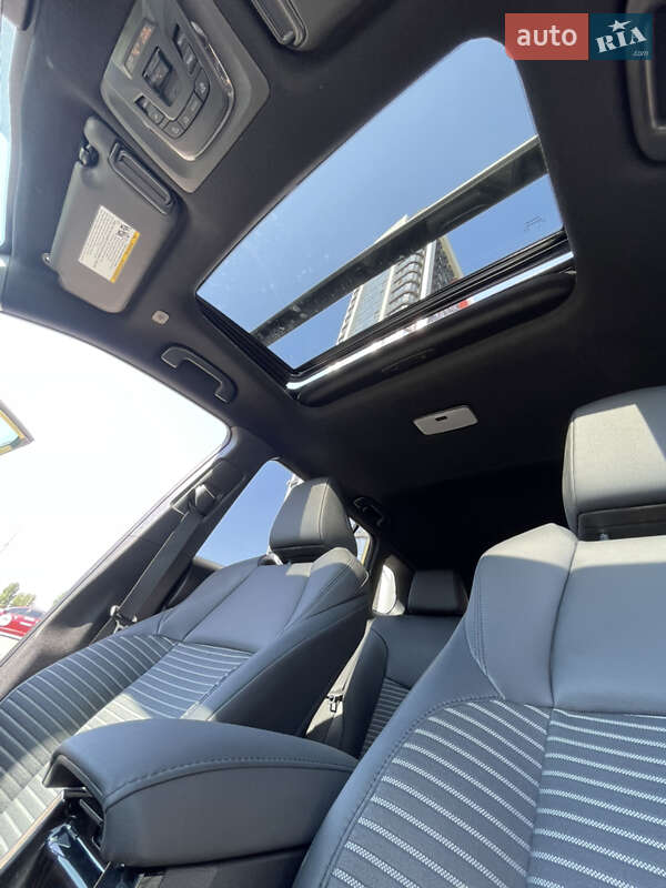 Позашляховик / Кросовер Toyota Corolla Cross 2023 в Києві