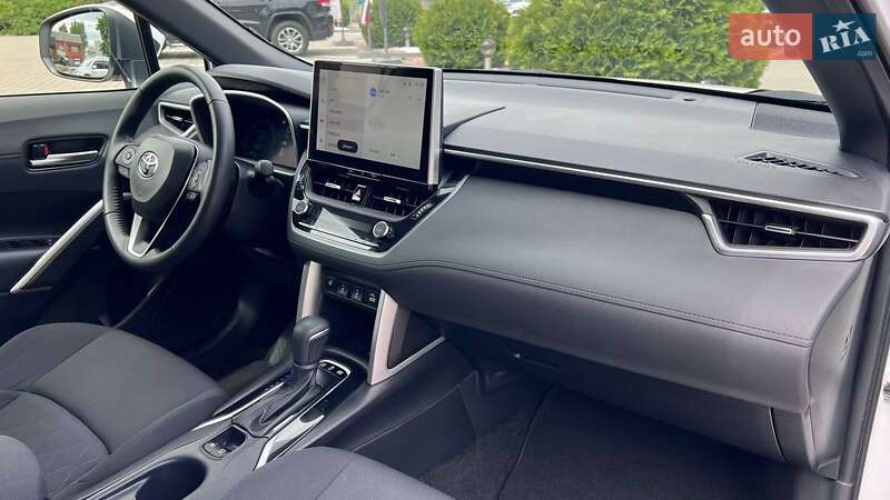 Внедорожник / Кроссовер Toyota Corolla Cross 2023 в Хмельницком