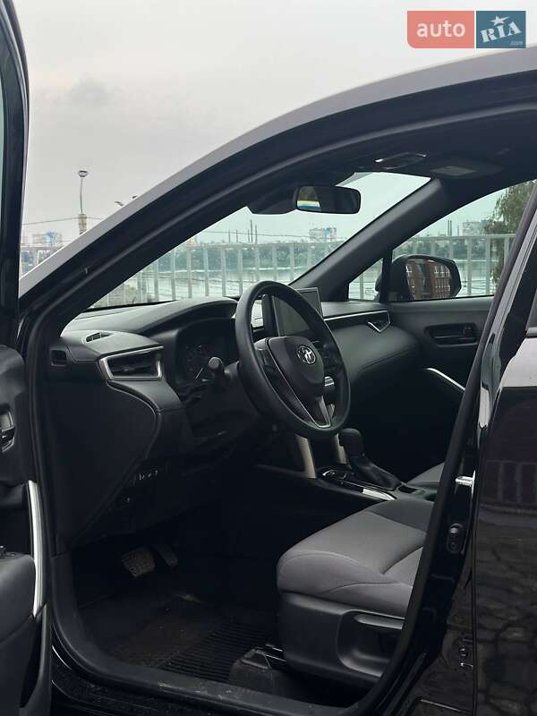 Внедорожник / Кроссовер Toyota Corolla Cross 2023 в Днепре фото 10 Внедорожник / Кроссовер Toyota Corolla Cross 2023 в Днепре