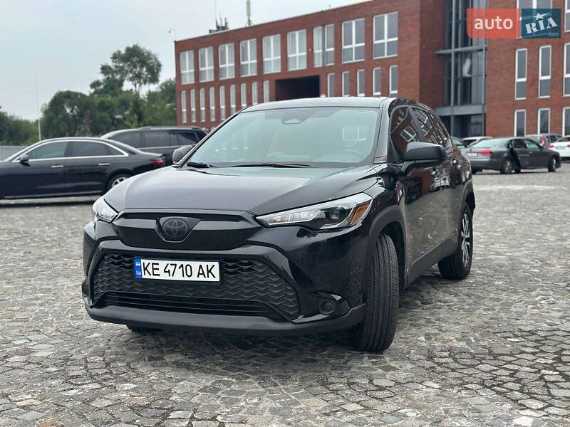 Внедорожник / Кроссовер Toyota Corolla Cross 2023 в Днепре фото 4 Внедорожник / Кроссовер Toyota Corolla Cross 2023 в Днепре