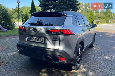 Внедорожник / Кроссовер Toyota Corolla Cross 2024 в 