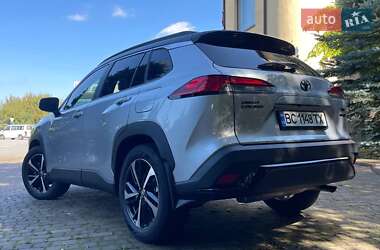 Внедорожник / Кроссовер Toyota Corolla Cross 2024 в 
