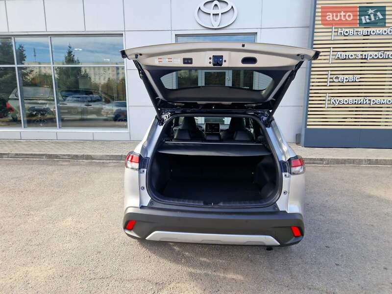 Внедорожник / Кроссовер Toyota Corolla Cross 2024 в Кропивницком