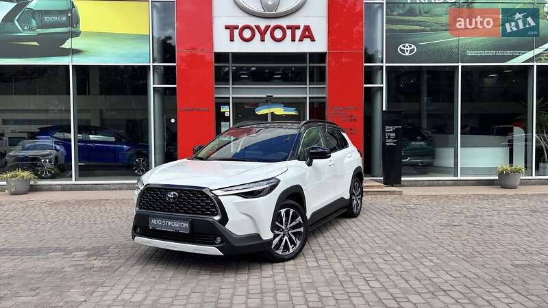 Внедорожник / Кроссовер Toyota Corolla Cross 2024 в 