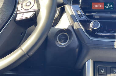 Внедорожник / Кроссовер Toyota Corolla Cross 2023 в 