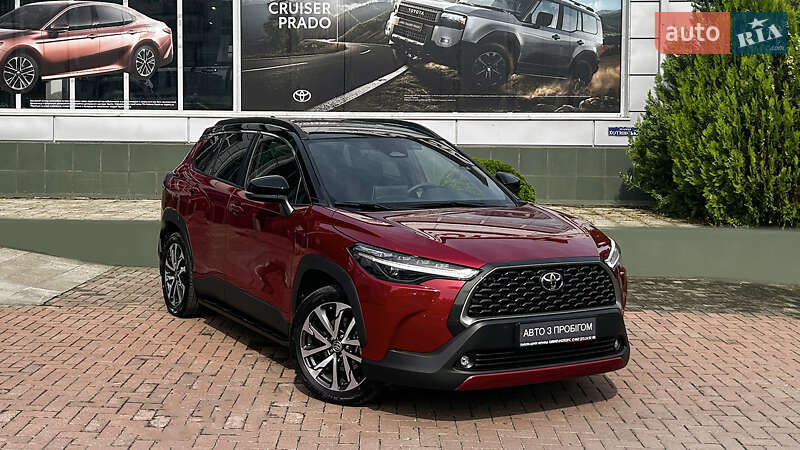 Позашляховик / Кросовер Toyota Corolla Cross 2024 в Чернівцях