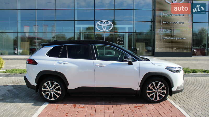 Внедорожник / Кроссовер Toyota Corolla Cross 2024 в Черкассах