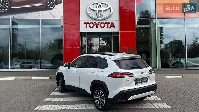 Позашляховик / Кросовер Toyota Corolla Cross 2024 в Запоріжжі