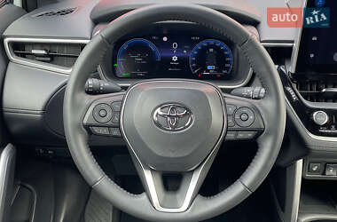 Позашляховик / Кросовер Toyota Corolla Cross 2024 в 